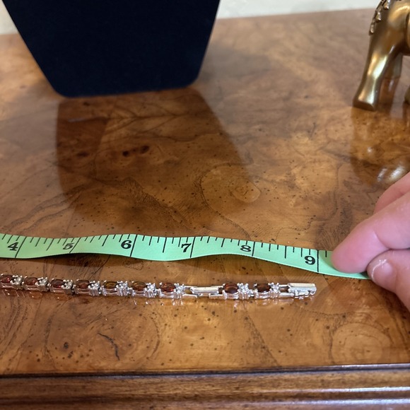 Vintage Avon Silver Tone Tennis Bracelet Garnet And Clear Rhinestone 8.5" - Picture 2 of 5